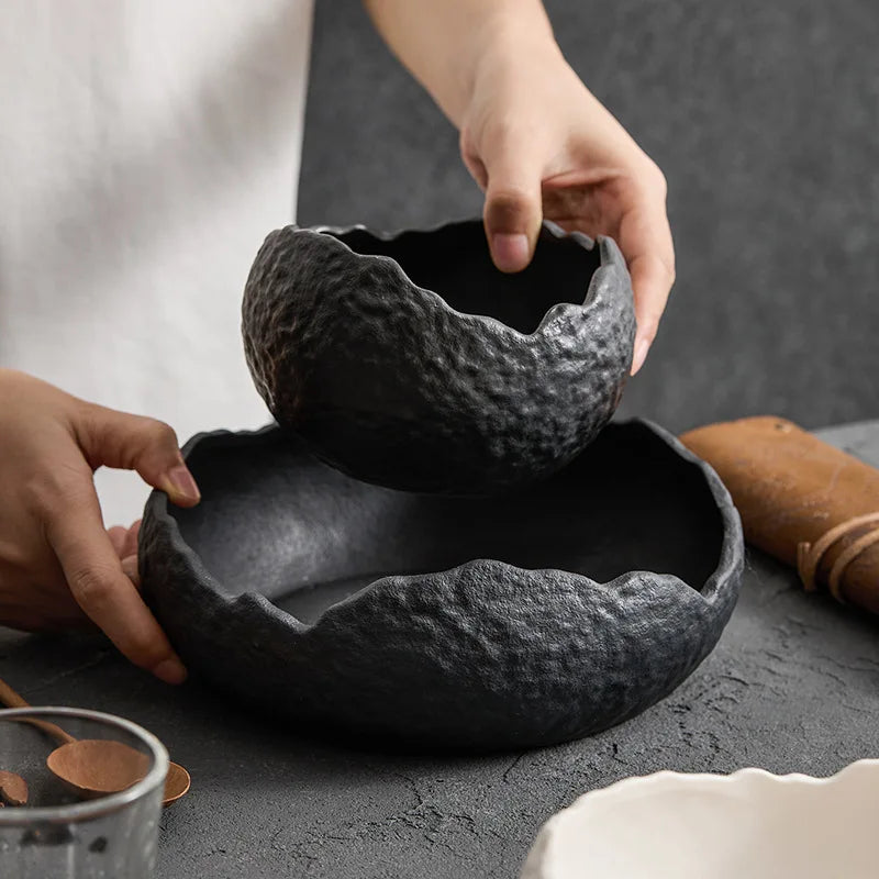 🌀 Creative Irregular Ceramic Bowl – A Touch of Art for Every Meal