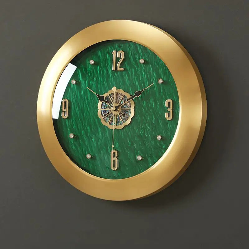 Timeless Elegance – Brass Quartz Wall Clock